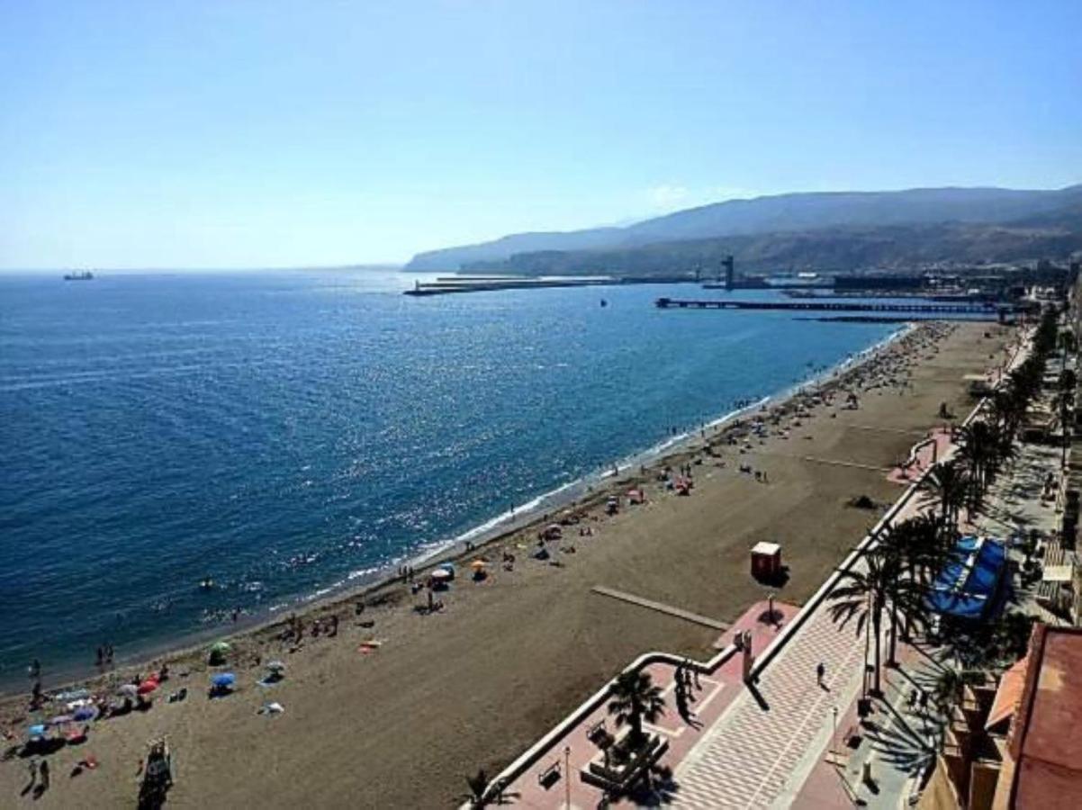 Increible Atico Con Vistas A La Bahia De Almería Exterior foto